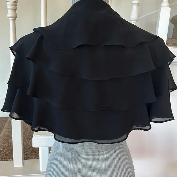 Joseph ribkoff shawl - Picture 3 of 6